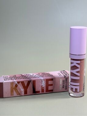 Kylie Cosmetics High Gloss Lip Gloss - dolce k